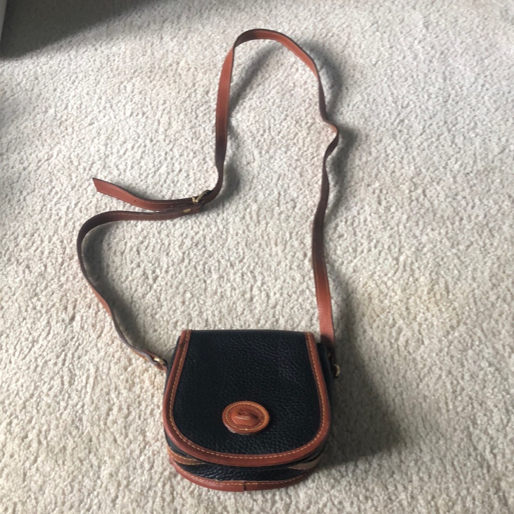 Small Dooney & Bourne cross body bag
